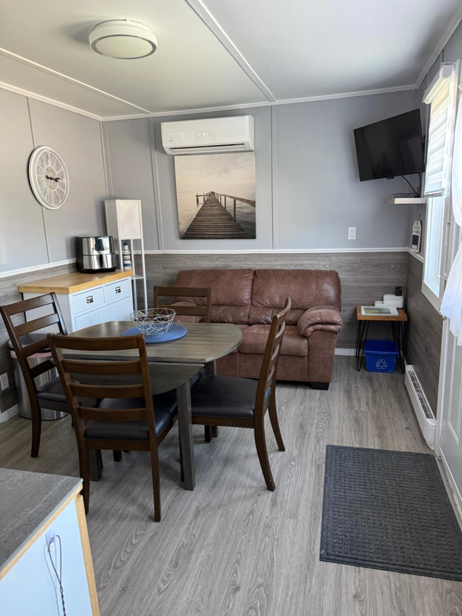 Motel Le Repos 佩尔塞 外观 照片